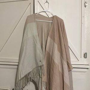 Apia & Kyo Fringe Wrap